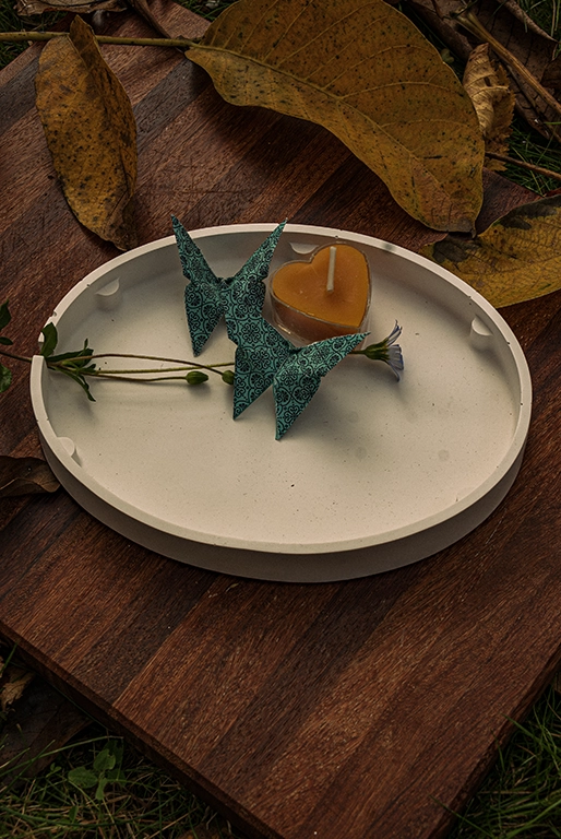 Handgefertigtes Keramik-Dekotablett „Oval“