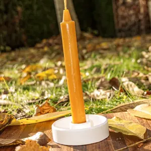 Handgefertigter runder Keramik-Kerzenhalter „Beeke"